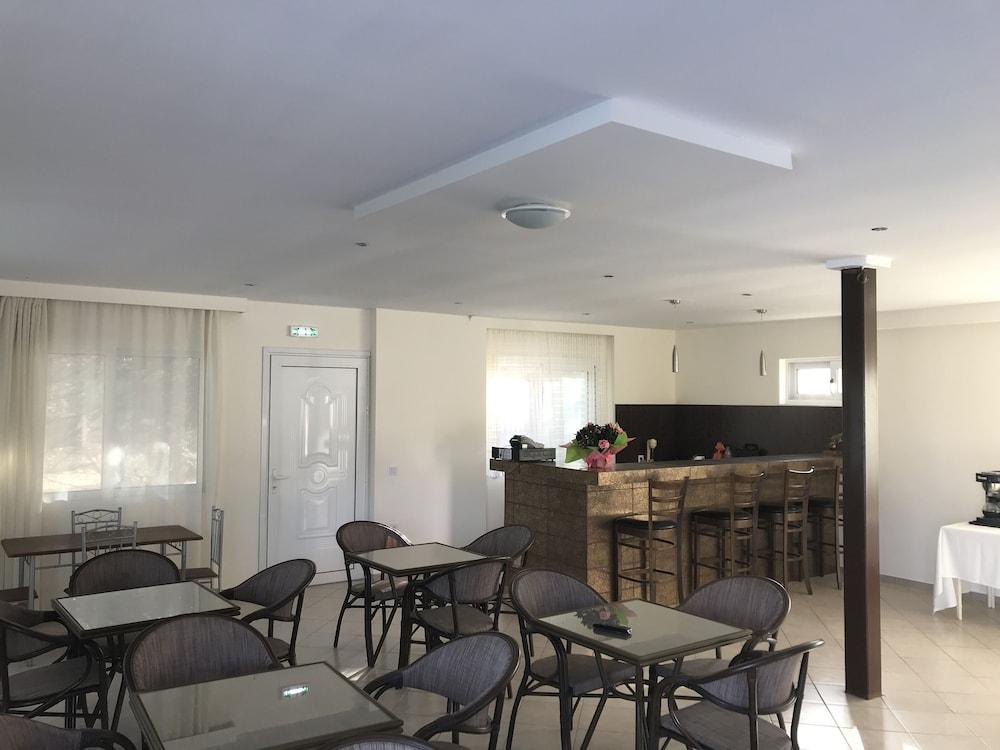Ai Helis Resort Svoronata Esterno foto