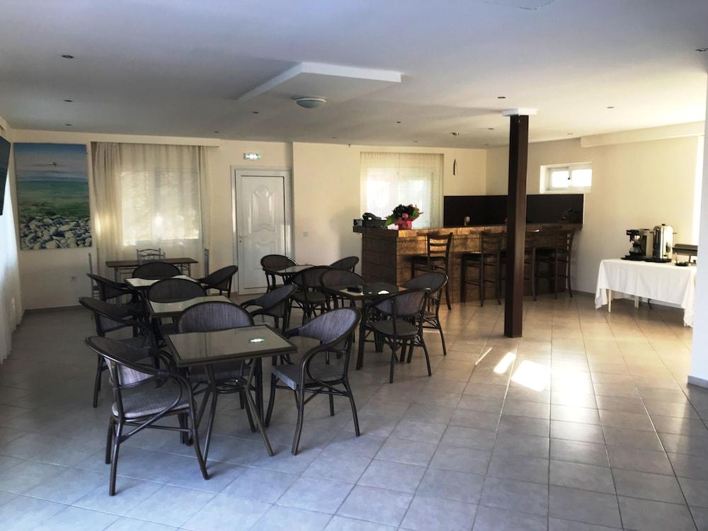 Ai Helis Resort Svoronata Esterno foto