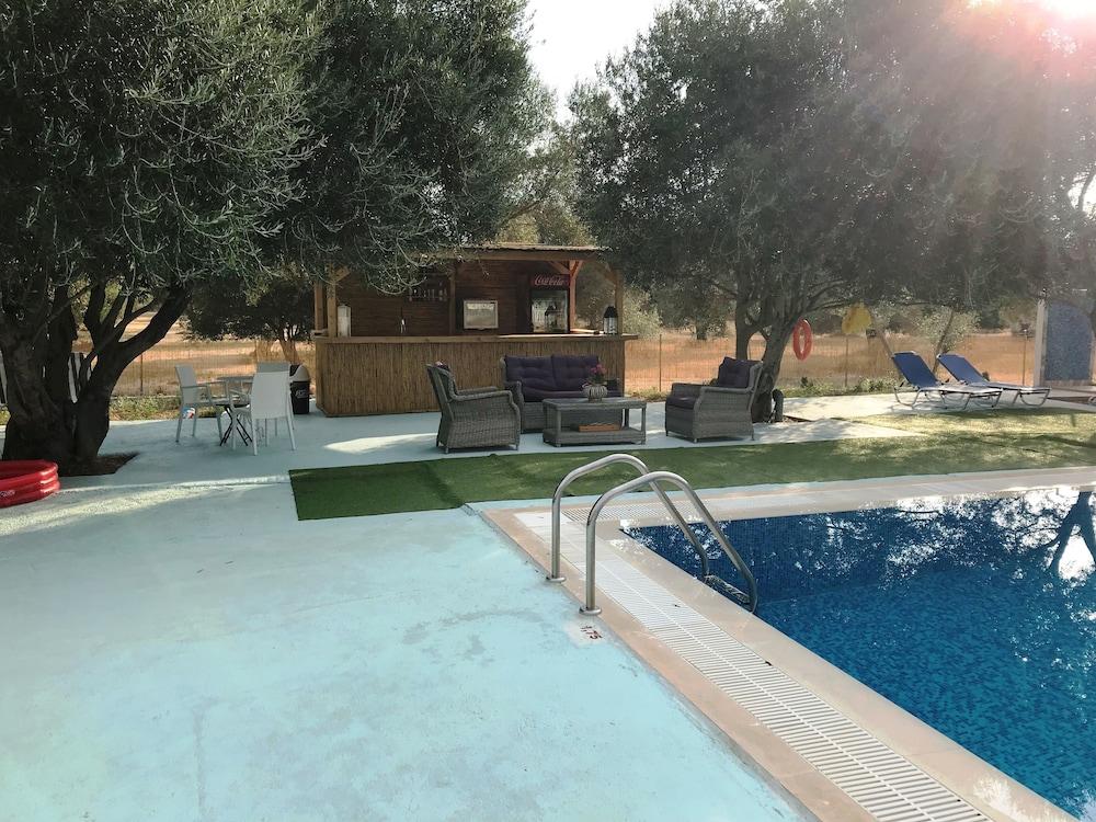Ai Helis Resort Svoronata Esterno foto